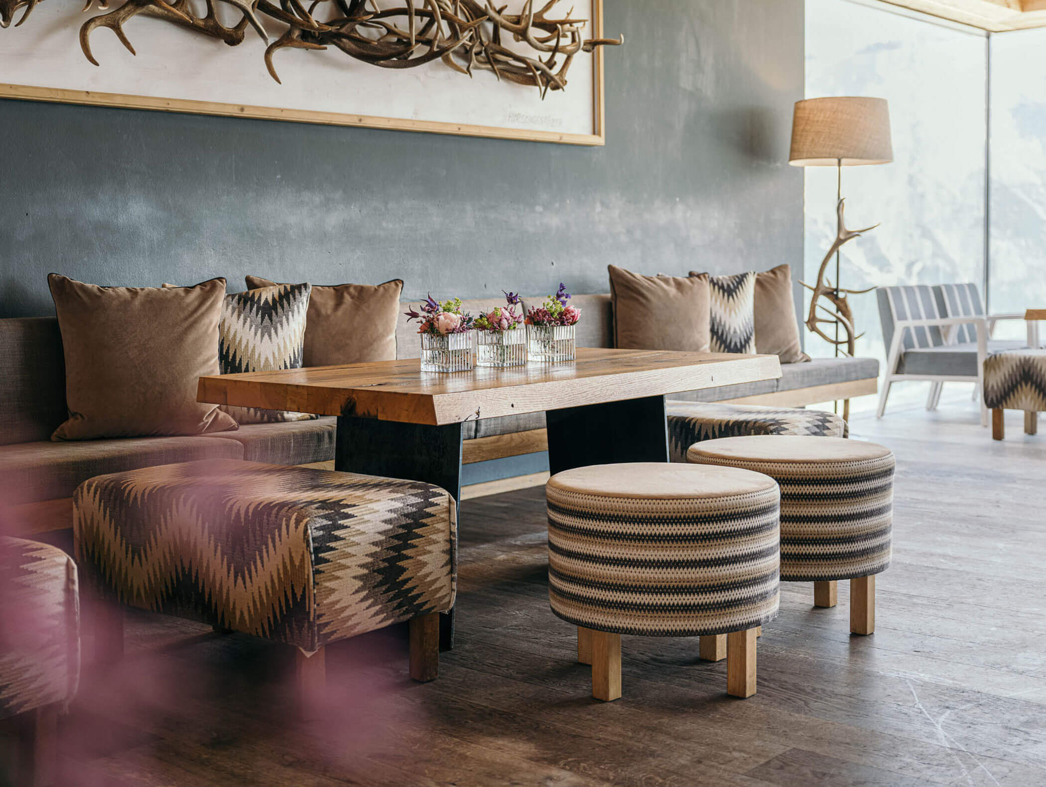 Steinbockalm - Lounge with panoramic window